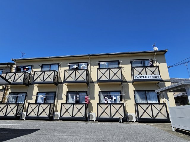 CASTLE COURTの外観|全室南向き！バルコニーがあります♪