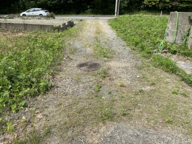 坂井市三国町安島　売土地の前面道路含む現地写真