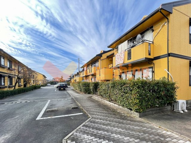 ファミーユシャトーのエントランス