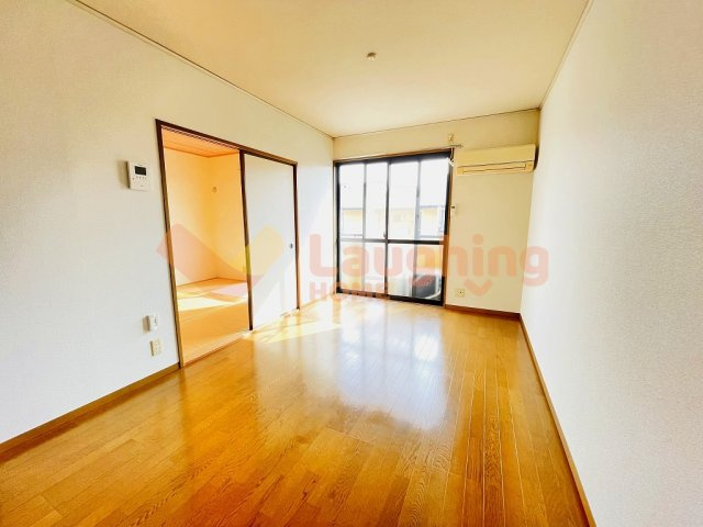 ファミーユシャトーの居間・リビング|居間です