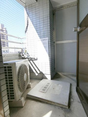 【バルコニー】 | ユーズビル | バルコニーがあります