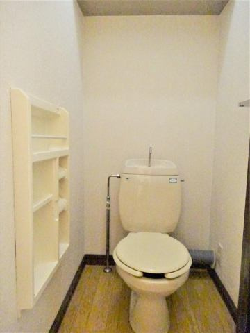 上津コーポのトイレ|コンパクトで使いやすいトイレです