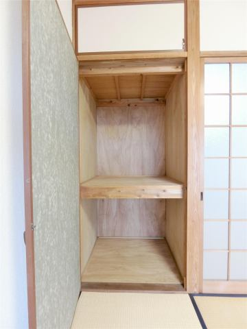 北原ビルの収納|専用の収納スペースです※同タイプのお部屋になっております
