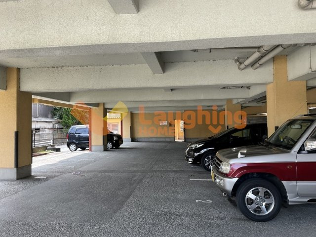 コーポラス坂井の駐車場|駐車場です