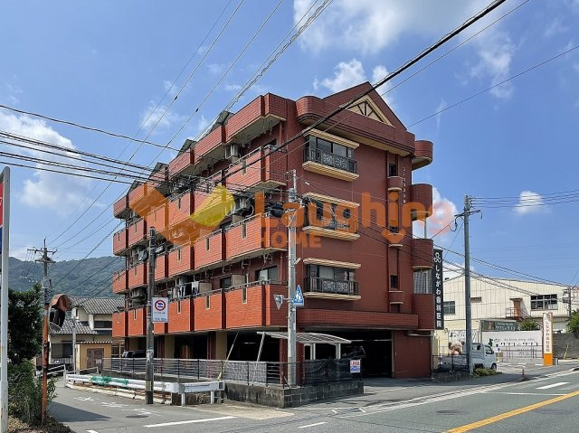 コーポラス坂井の外観|外はこのようになっています