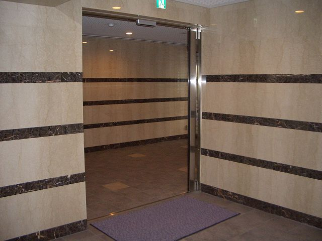 アモエニタス夕陽丘のロビー