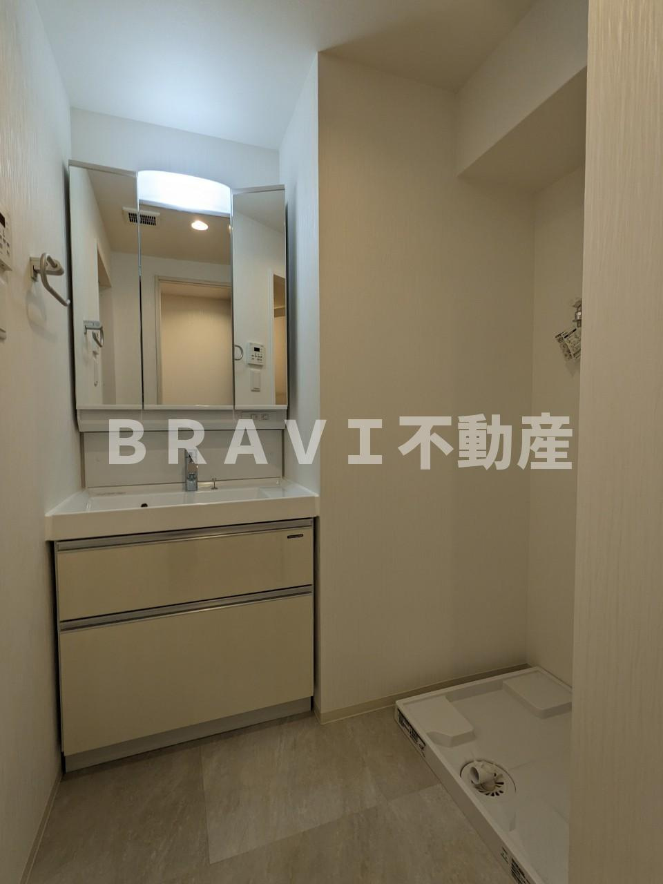 プレジオ鎗屋町 BRAVI不動産の洗面所|【プレジオ鎗屋町】