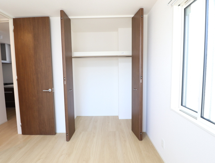 熊本市東区小山４丁目のアパートの収納