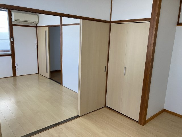 寿町コーポラスの洋室