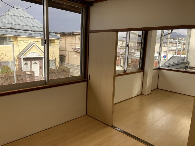 寿町コーポラスの居間・リビング