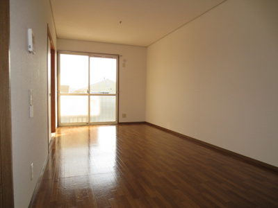 【居間・リビング】 | 世利ハイツ鉦鋙