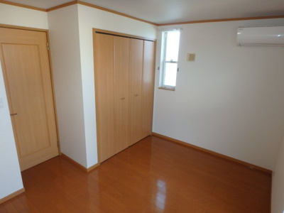 【洋室】 | グランパレＫ A | 総社市井手　グランパレＫ　1LDＫ　北洋室