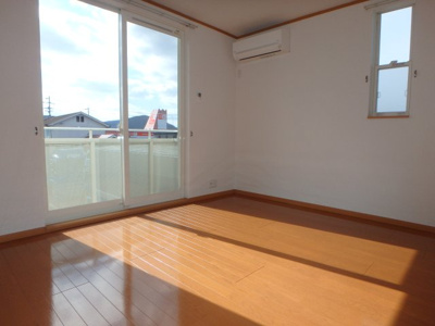 【居間・リビング】 | グランパレＫ A | 総社市井手　グランパレＫ　1LDＫ　居間・リビング