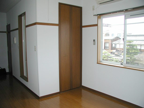 アローフィールドの収納|こまごまとしたものを収納できそうですね