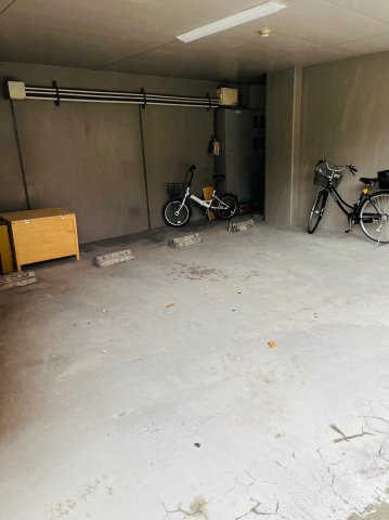 仲介手数料0！！クレセール花の木の駐車場