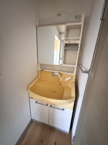 クレストハウスの洗面所