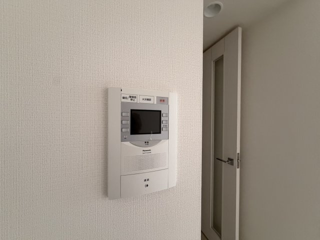 【セキュリティ】 | ディアレイシャス金山 | モニター付きです。