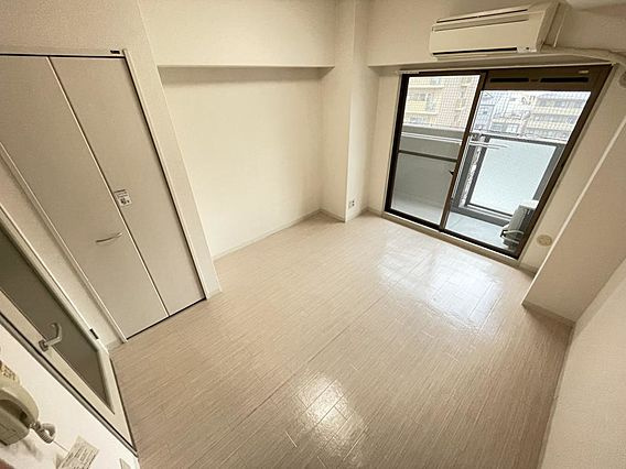 サンプラザ三宮70の居間・リビング