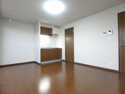 【居間・リビング】 | 富谷レジデンスⅠ | １０帖のＬＤＫ。