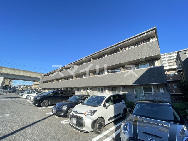 Grandy Villa Central Park　Ⅰの駐車場