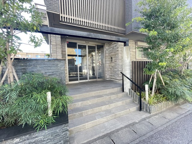Grandy Villa Central Park　Ⅰのエントランス