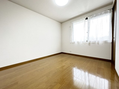 【寝室】 | プリシェール廣芝