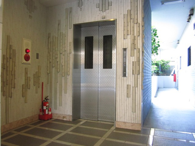 【ロビー】 | アーバンフラッツ