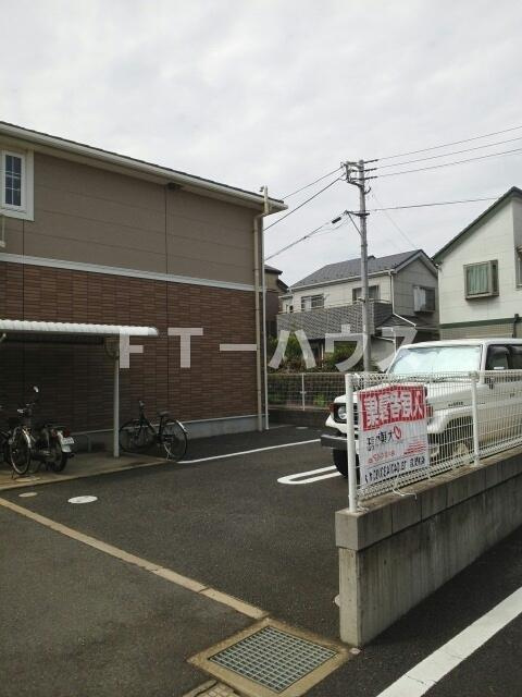 プラウド幕張本郷Ⅳの駐車場|駐車場