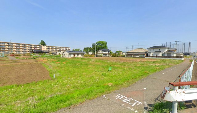 川越市下広谷　売地の前面道路含む現地写真|眺望良好なのびのびとした環境（西側公道より）