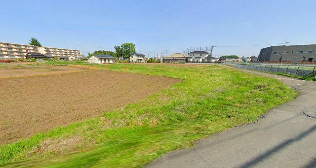 川越市下広谷　売地の前面道路含む現地写真|眺望良好なのびのびとした環境（西側公道より）