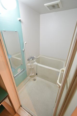 セレニテ難波西の浴室|イメージ