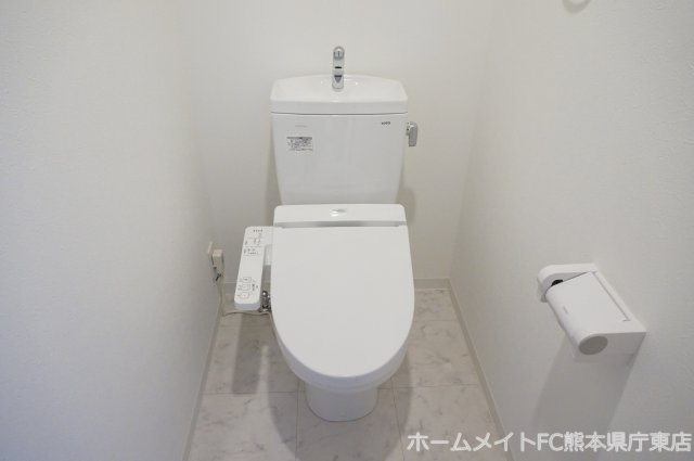 熊本市中央区九品寺３丁目の賃貸マンションのトイレ