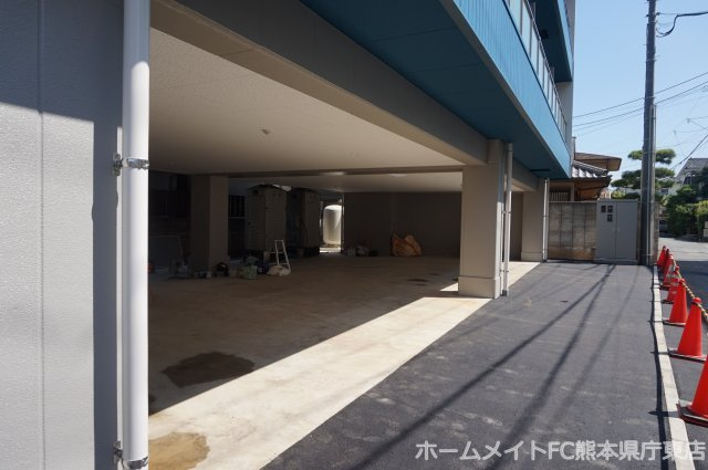 熊本市中央区九品寺３丁目の賃貸マンションの駐車場
