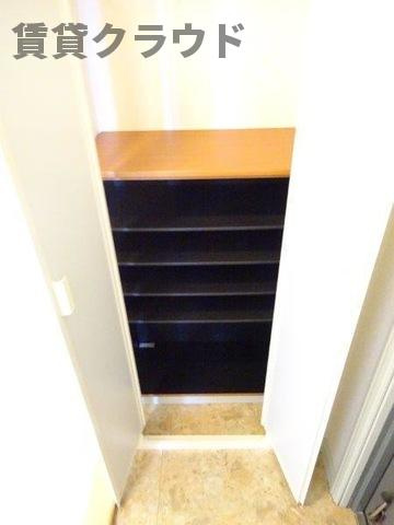 ヴェルデュールちはら台の玄関|きれいな玄関です