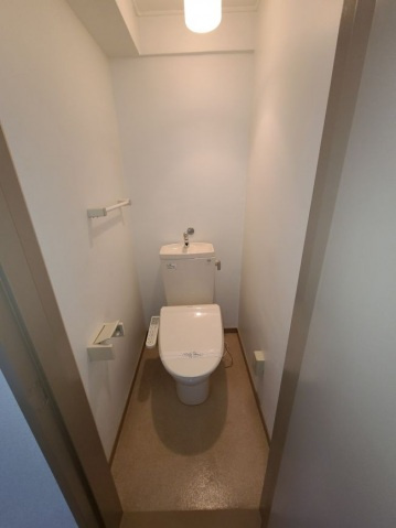 坪石ビルのトイレ|トイレです