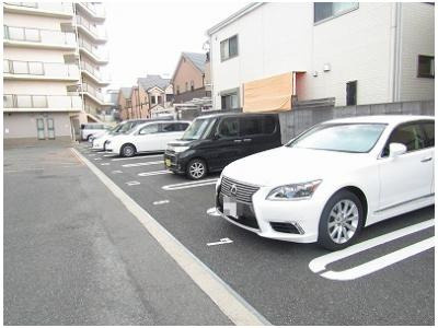 【駐車場】 | エクセラージュ茨木南