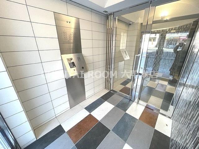 ジュネス六甲ANNEXのエントランス