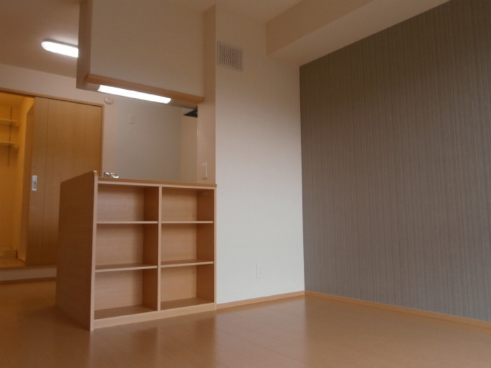 セジュールエスト参番館の居間・リビング|現況優先。