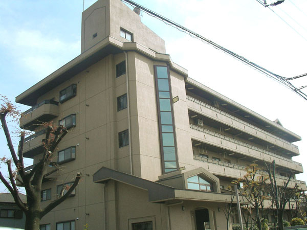 泉大津市東助松町４丁目の賃貸マンション