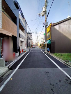【前面道路含む現地写真】