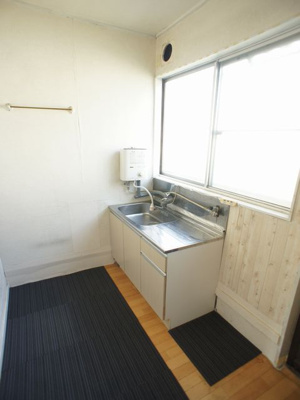 【内装】 | 野澤店舗 | 給湯器は残置物です【修理・交換は入居者様ご負担となります。】