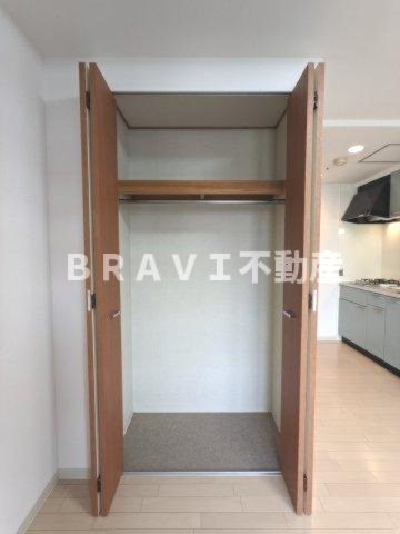 ドゥーエ森ノ宮 BRAVI不動産の収納|【ドゥーエ森ノ宮】たっぷりとした収納スペースです