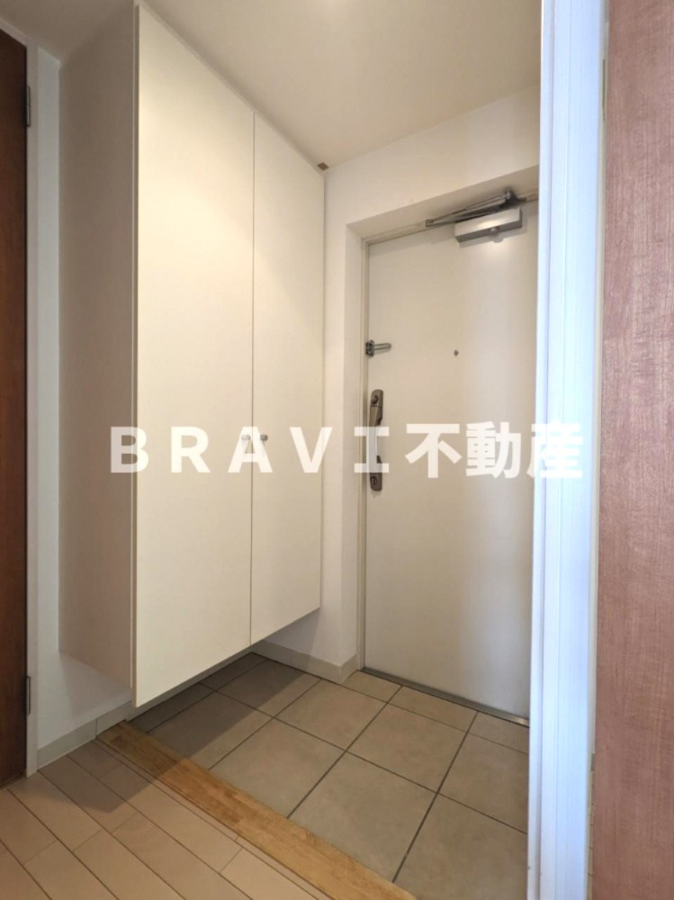 ドゥーエ森ノ宮 BRAVI不動産の玄関|【ドゥーエ森ノ宮】ちょうど良い玄関