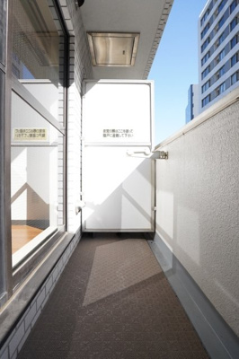 【バルコニー】 | ロイヤルパレス原宿