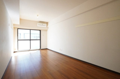 【洋室】 | ロイヤルパレス原宿