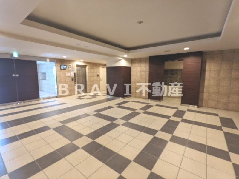 ドゥーエ森ノ宮 BRAVI不動産のロビー|【ドゥーエ森ノ宮】