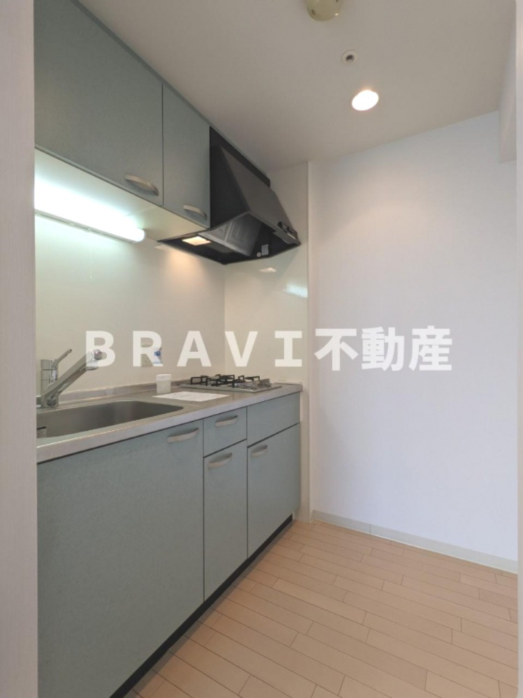 ドゥーエ森ノ宮 BRAVI不動産のキッチン|【ドゥーエ森ノ宮】独立タイプのキッチンで匂い移りも安心