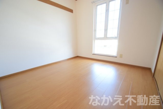 【寝室】 | 落ち着いて過ごせるお部屋なので、寝室にいかがでしょうか