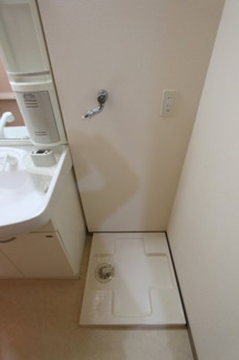 【洗面所】 | Est Luce | 洗濯機置場