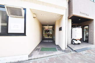 【エントランス】 | エントランス